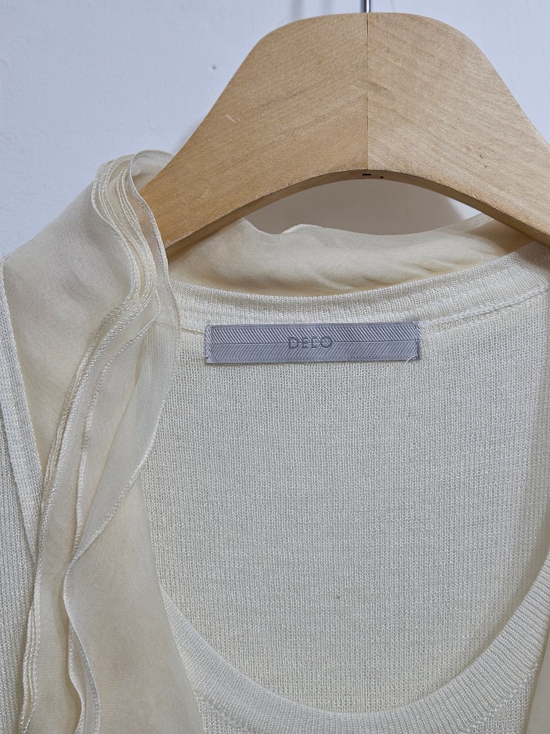 데코(DECO) 실크 프릴 장식 린넨혼방 반팔 니트 상품이미지3