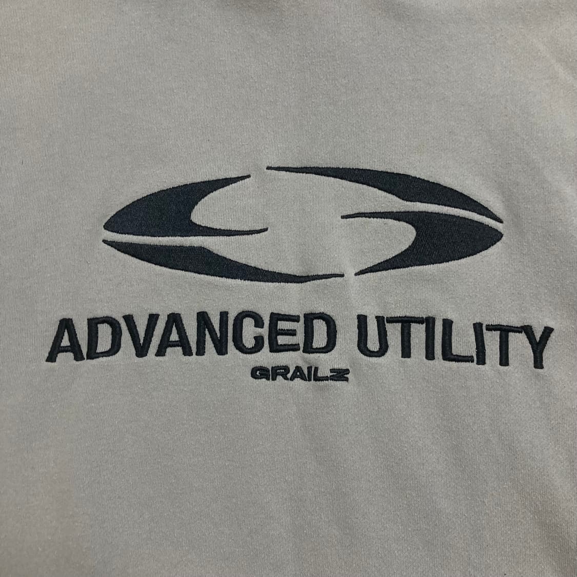 그레일즈 빅로고 그레이 컬러 후드티 상품이미지3