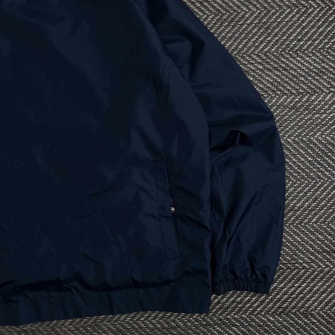 디스이즈네버댓 스펠로고 우븐 아노락 웜업y 3309 상품이미지3