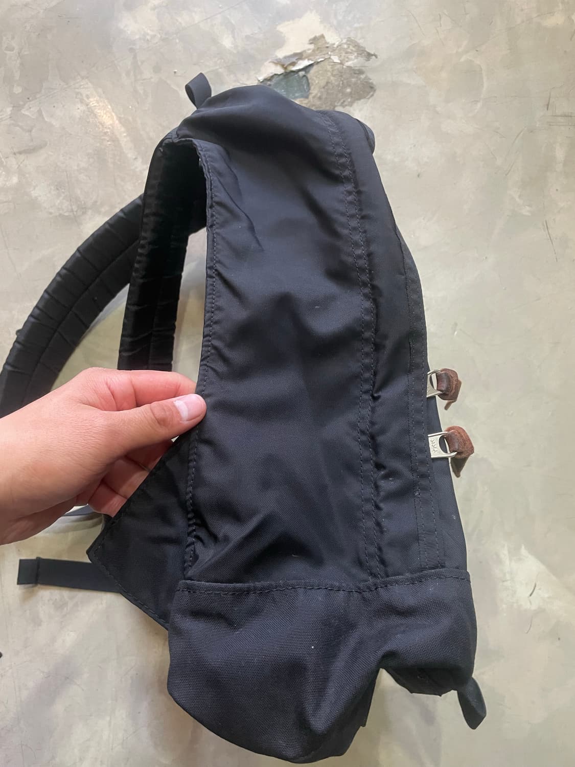 그레고리 백팩 블랙 상품이미지4