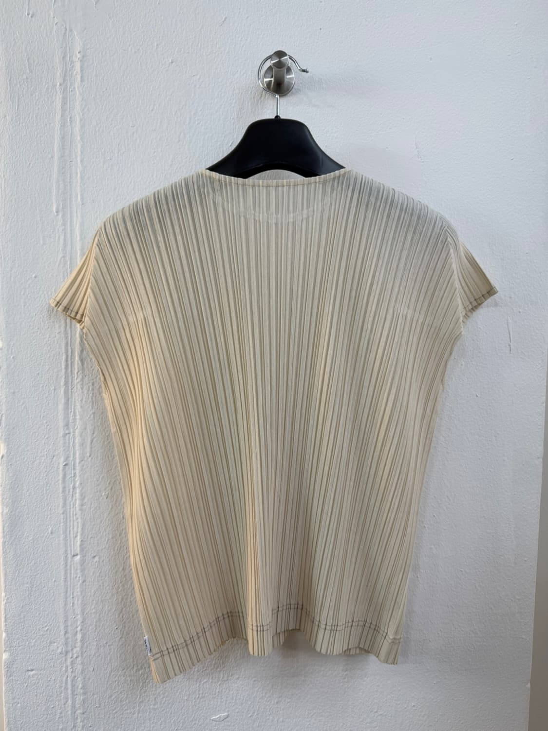 이세이 미야케 플리츠 플리즈 린넨 반팔 티셔츠 상품이미지4