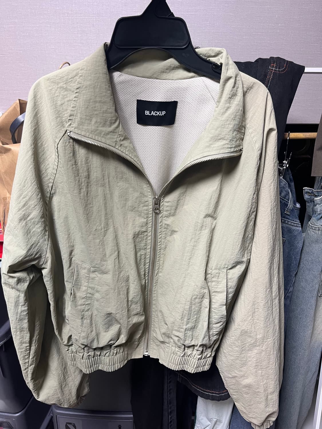 블랙업 나일론 자켓 상품이미지1