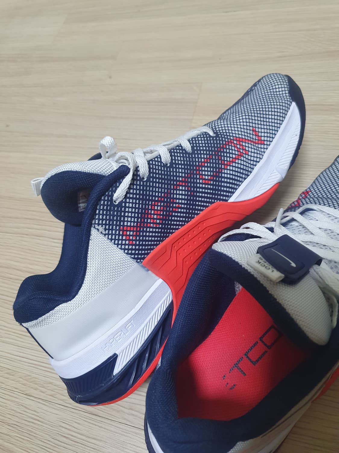 나이키 메트콘8 트레이닝화 275 상품이미지8