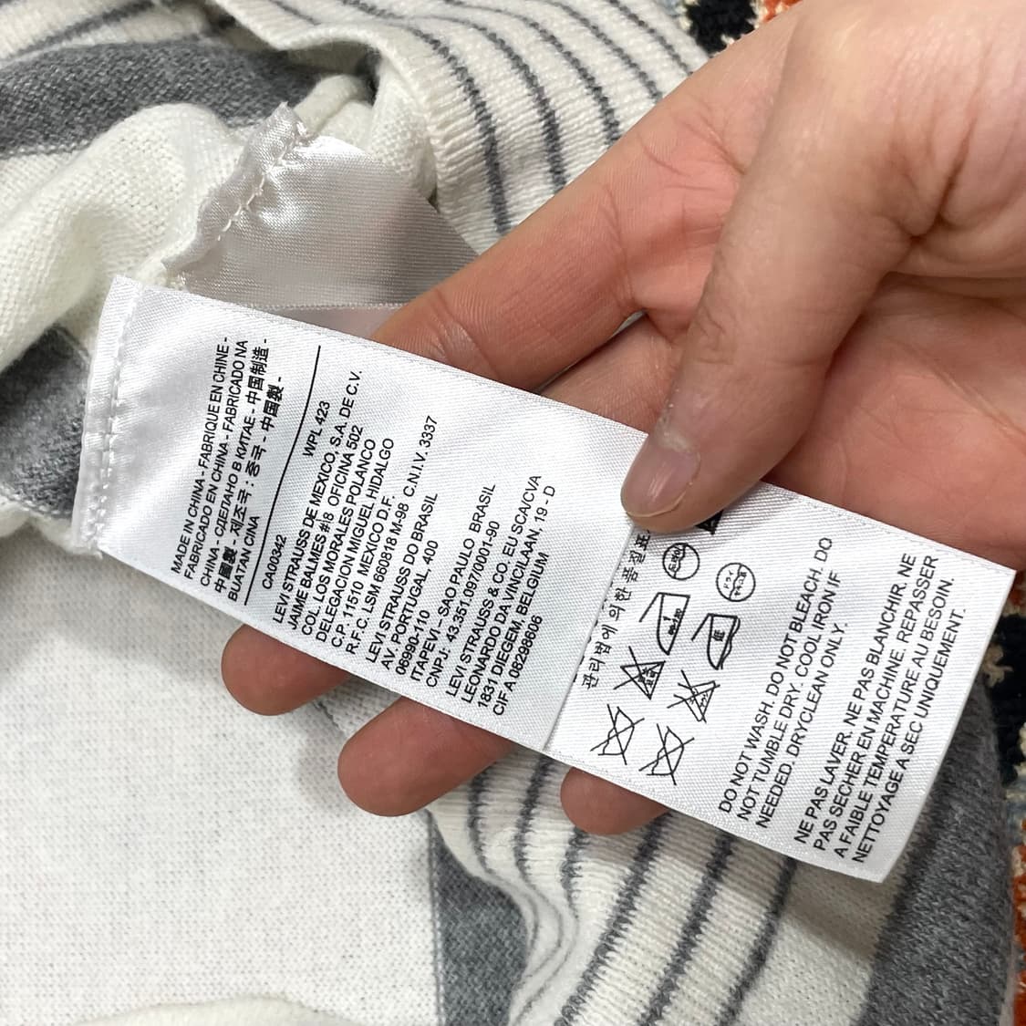 리바이스 그레이 스트라이프 와이넥 가디건 여성S 상품이미지4