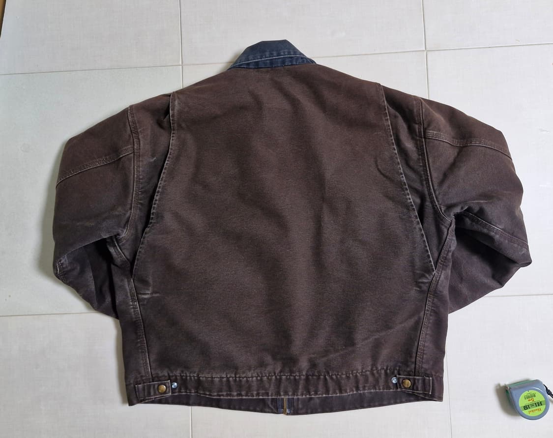 칼하트 디트로이트 자켓 j97 dkb 상품이미지2