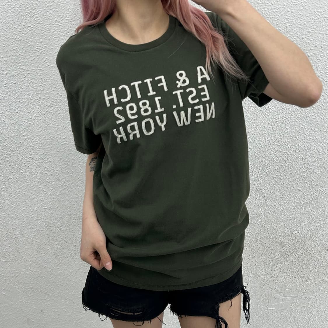 아베크롬비 패치 카키 반팔 상품이미지1