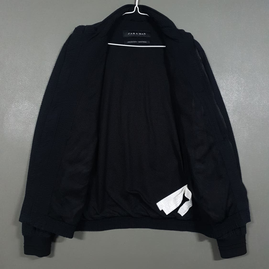 M (95) ZARA 자라 시어서커 미니멀 블루종 자켓 블랙 상품이미지7