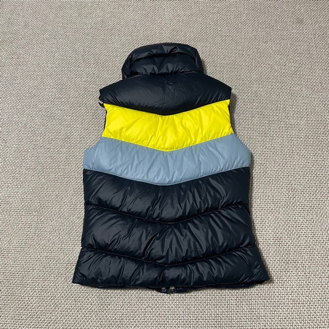 나이키 550필 여성 패딩조끼 6850 상품이미지3