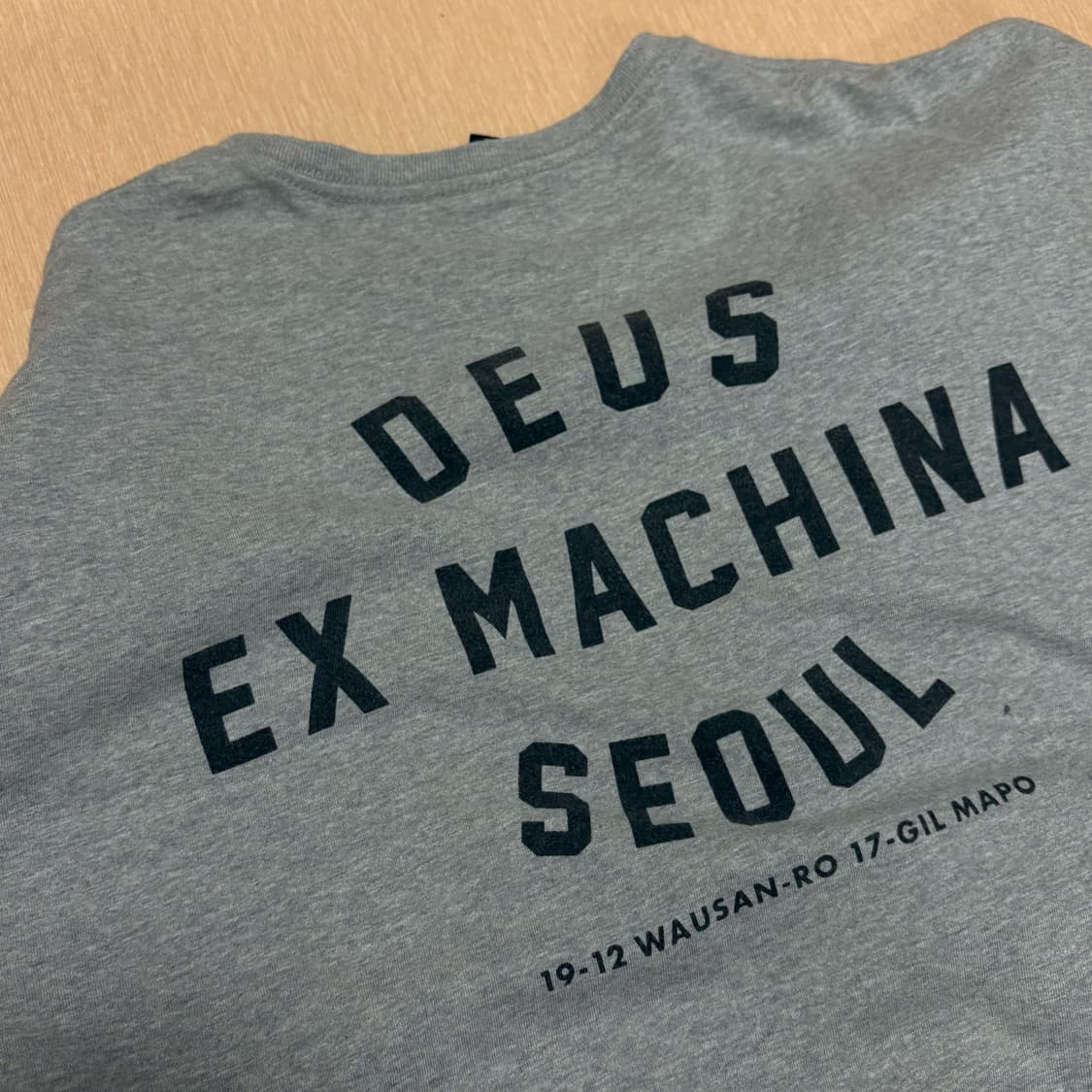 데우스 롱슬리브 상품이미지2