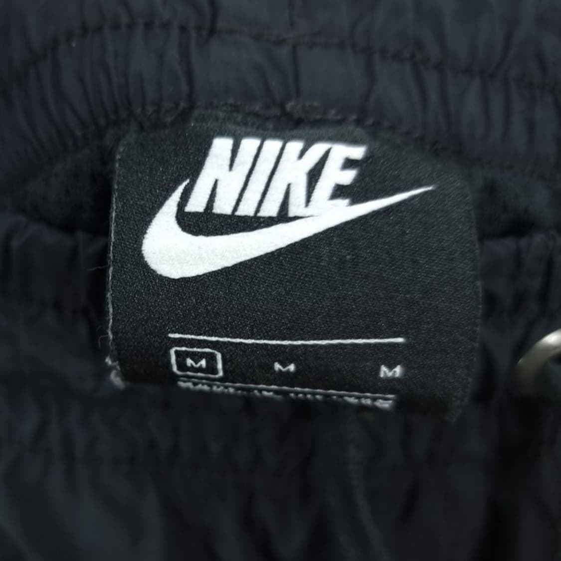 [나이키] 스우시 자수 빅 포켓 나일론 카고 조거 팬츠 블랙 M18891 상품이미지9