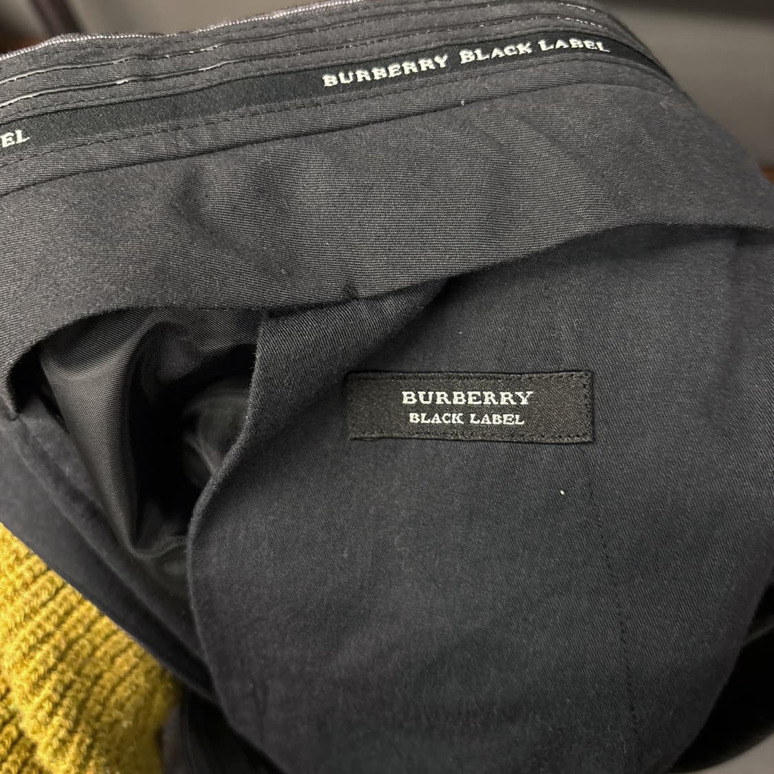 버버리 블랙라벨 SUPER 100's 실크울 스트라이프 수트셋업 N617 상품이미지10