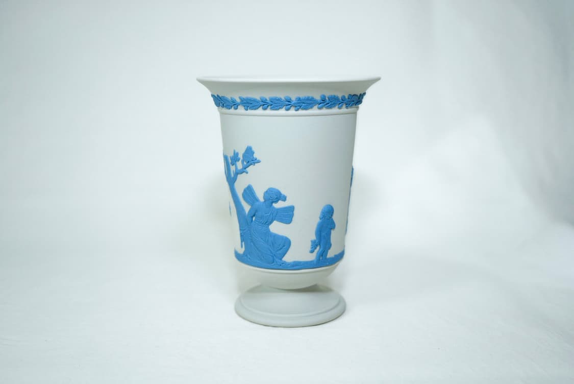 [영국엔틱] 웨지우드 제스퍼웨어 도자기 중형 나팔형베이스_ 화이트 상품이미지1