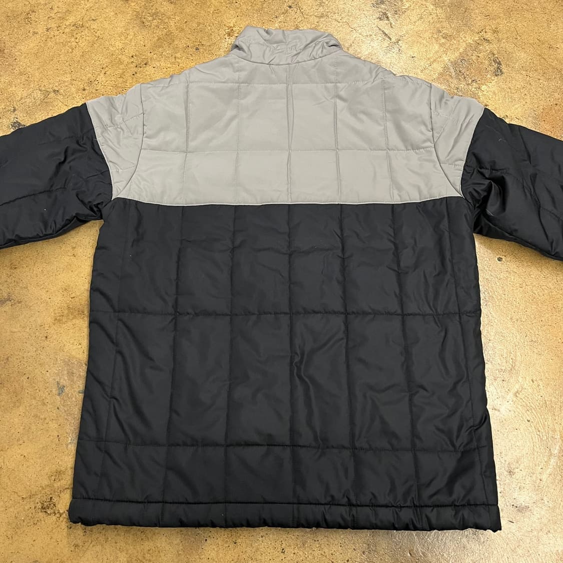 [정품/M] 나이키 퀼팅 패딩 점퍼 블랙 회색 b16 상품이미지4