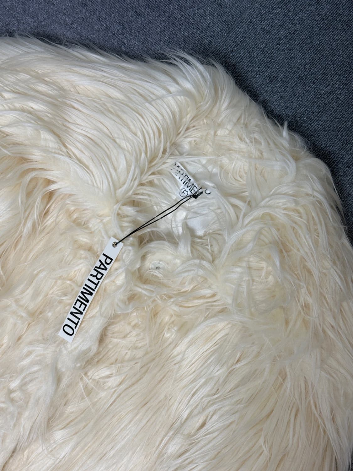 WIDE COLLAR HAIRY FUR COAT_IVORY 상품이미지5