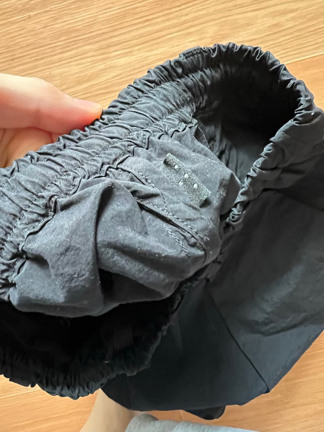 테아토라 월렛 팬츠 리조트 패커블 블랙 3 상품이미지2