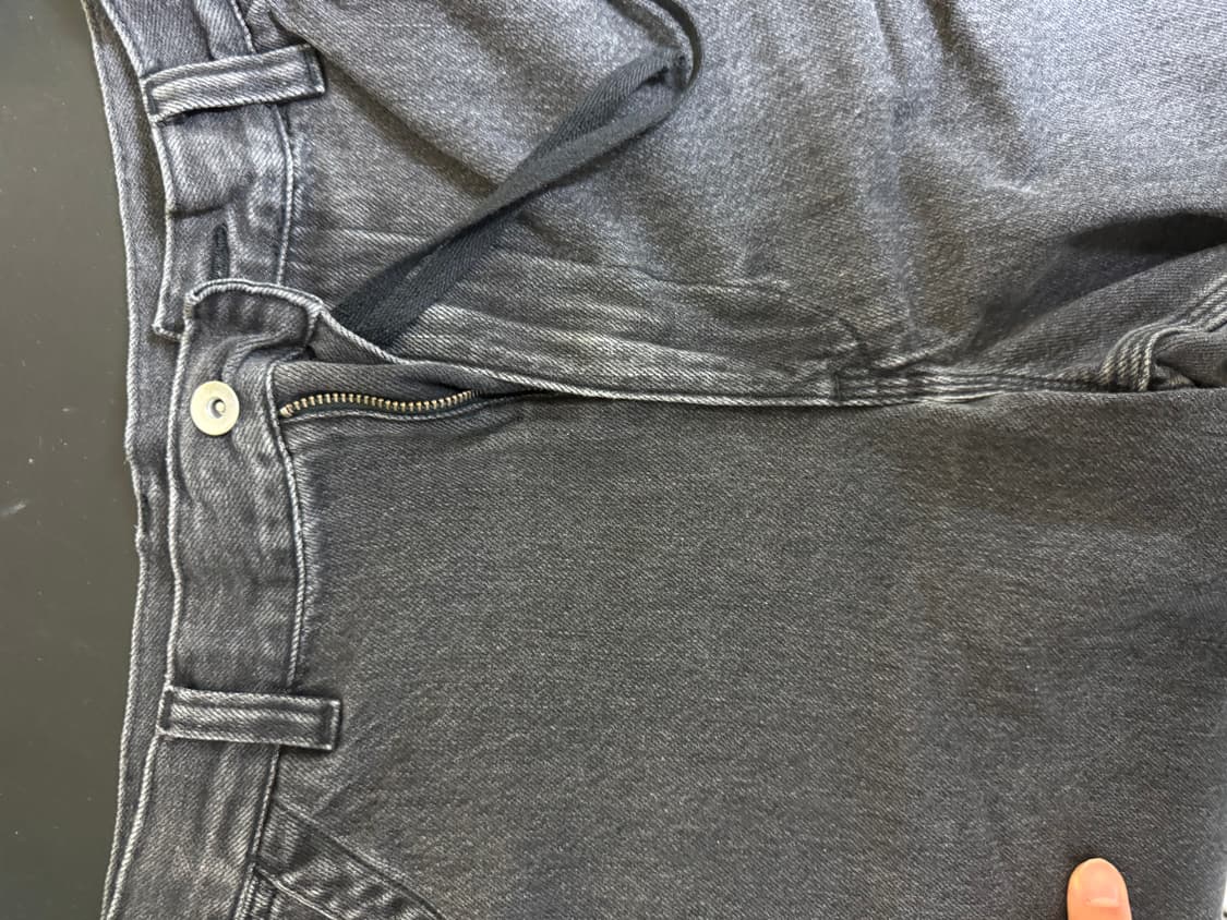 유니클로 흑청반바지 상품이미지1