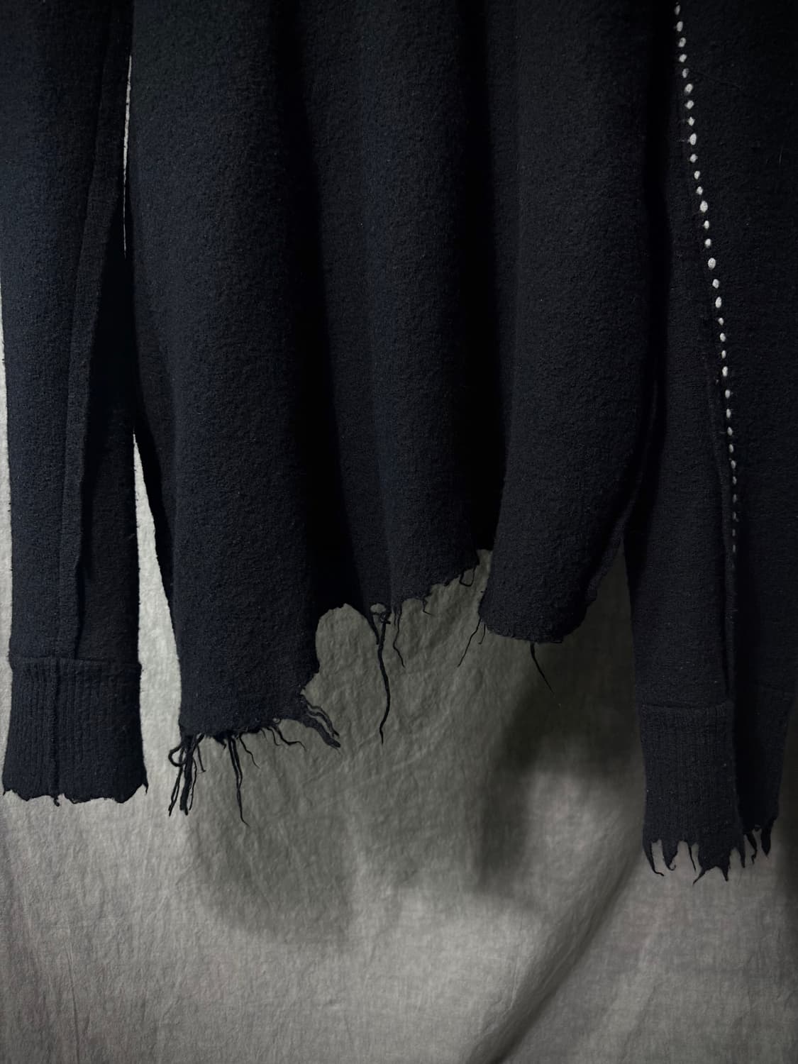 BED j.w. FORD Distressed High Neck Knit  상품이미지4