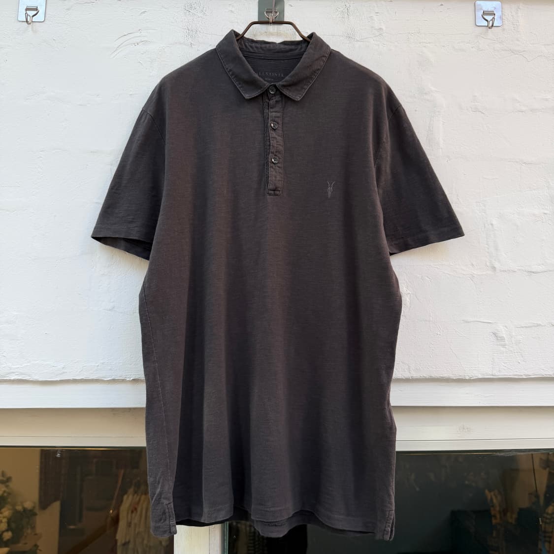 Allsaints 올세인츠 램스컬 자수 반팔 폴로 셔츠 M 상품이미지1