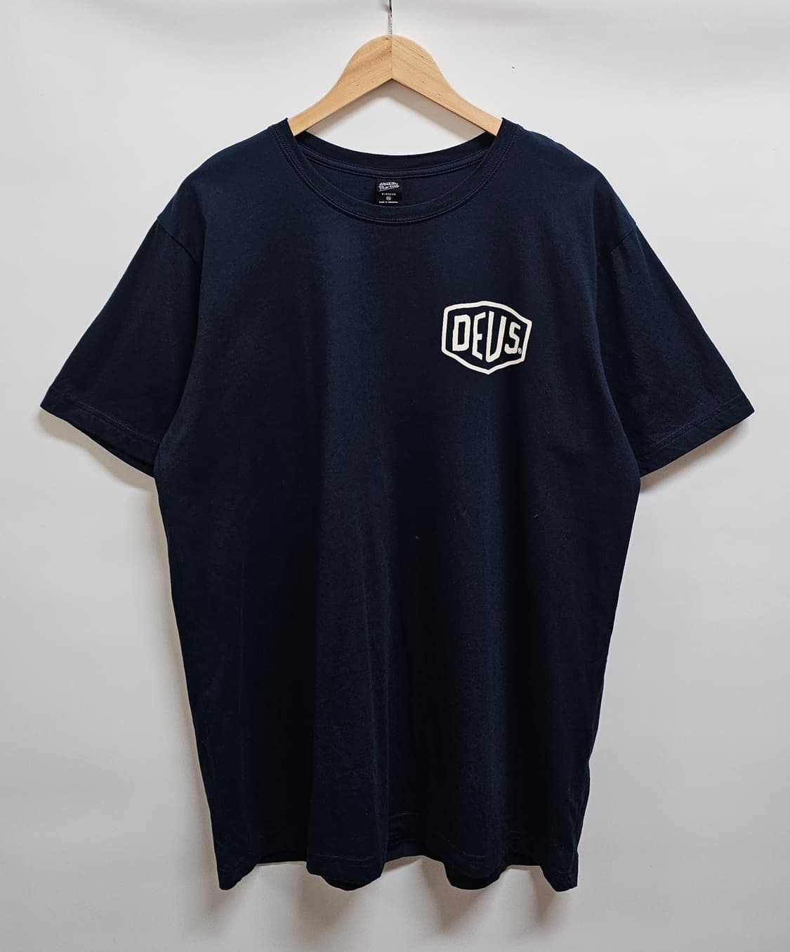 데우스 엑스 마키나 네이비 반팔 티셔츠 XL 상품이미지1