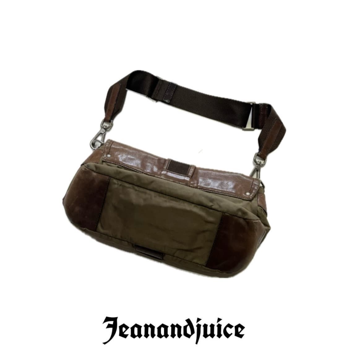 rare* vtg PRADA 비텔로 버클 플랩 숄더백 상품이미지5