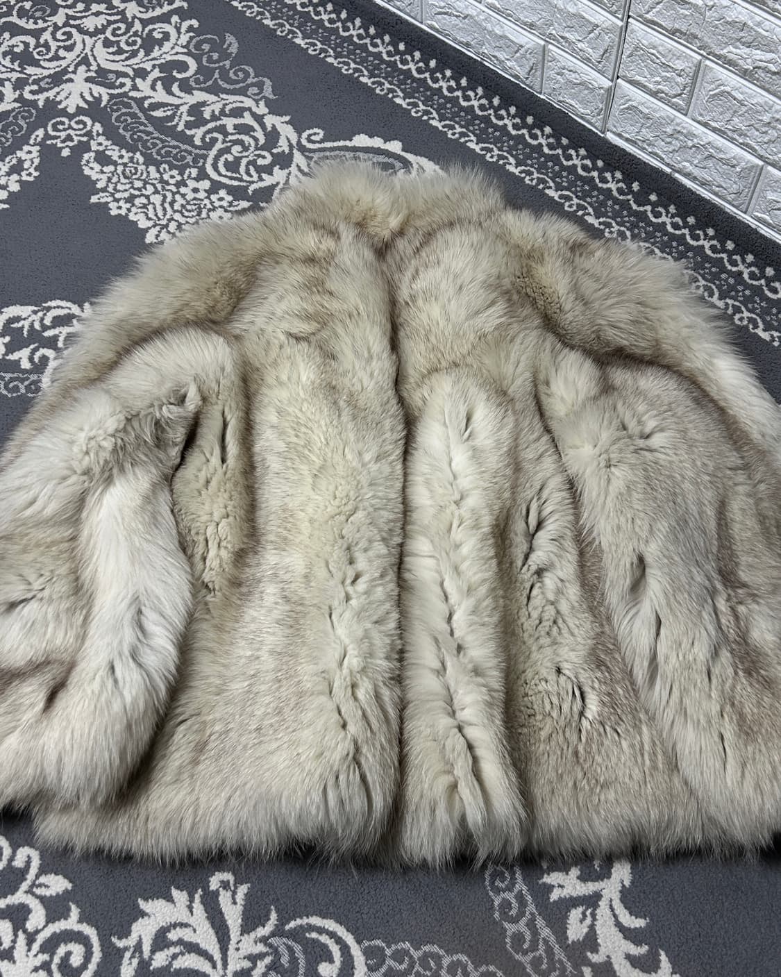 SAGA FOX White Fur Jacket 상품이미지5