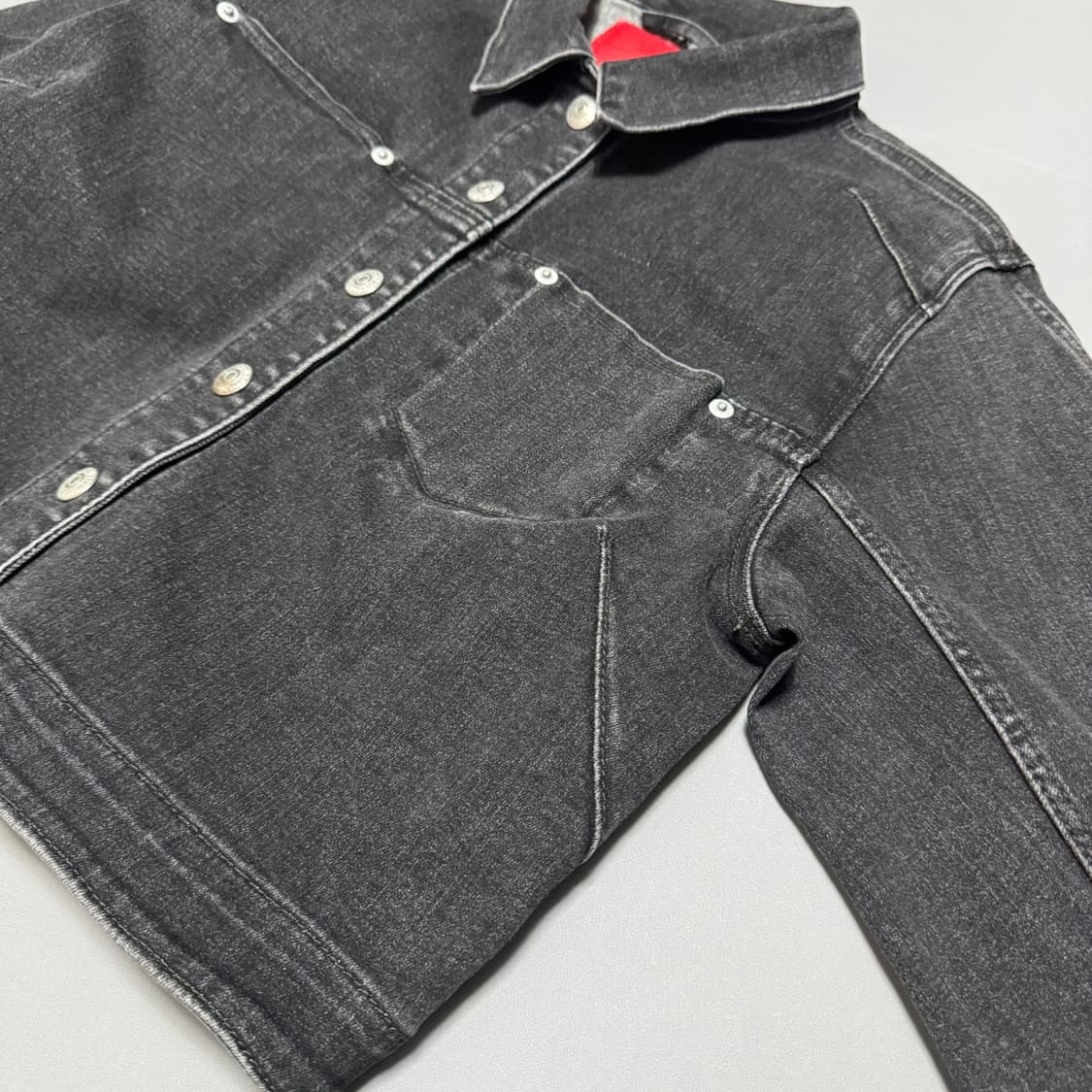리바이스(Levi's) 차콜 코튼 LEJ 엔지니어드 쇼트 트러커 자켓 상품이미지5