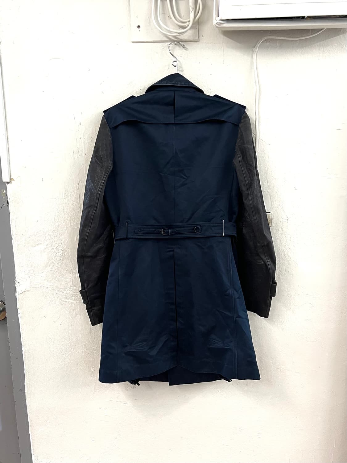 버버리 프로섬 크리스토퍼 베일리 컬렉션 레더암 나폴레옹 코트 상품이미지9