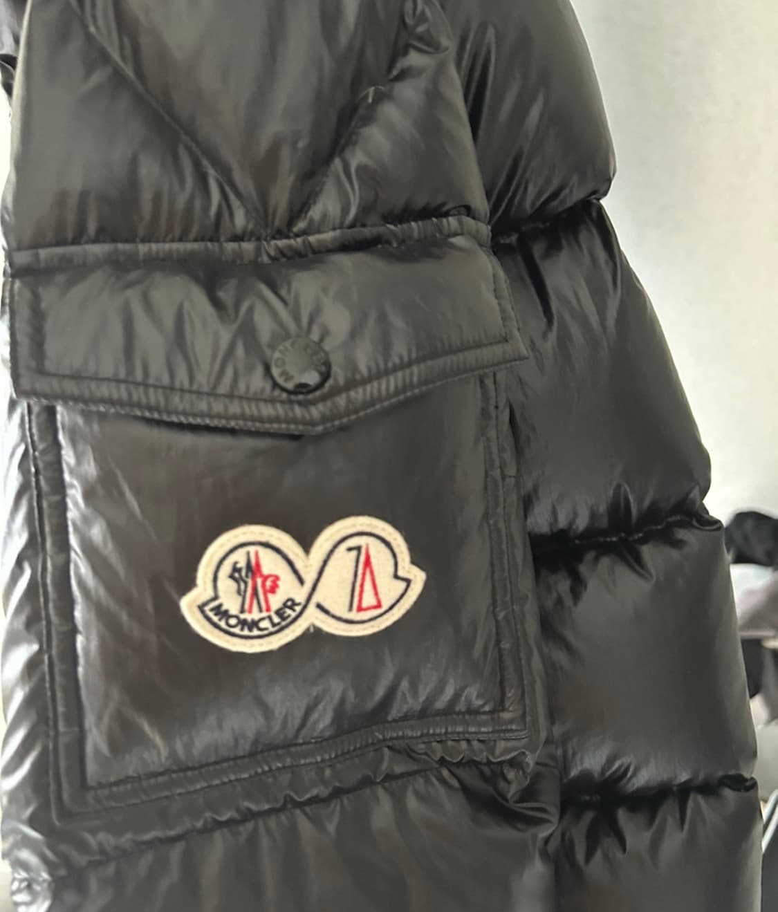 [3] 몽클레어 마야 70주년 패딩 블랙 상품이미지3