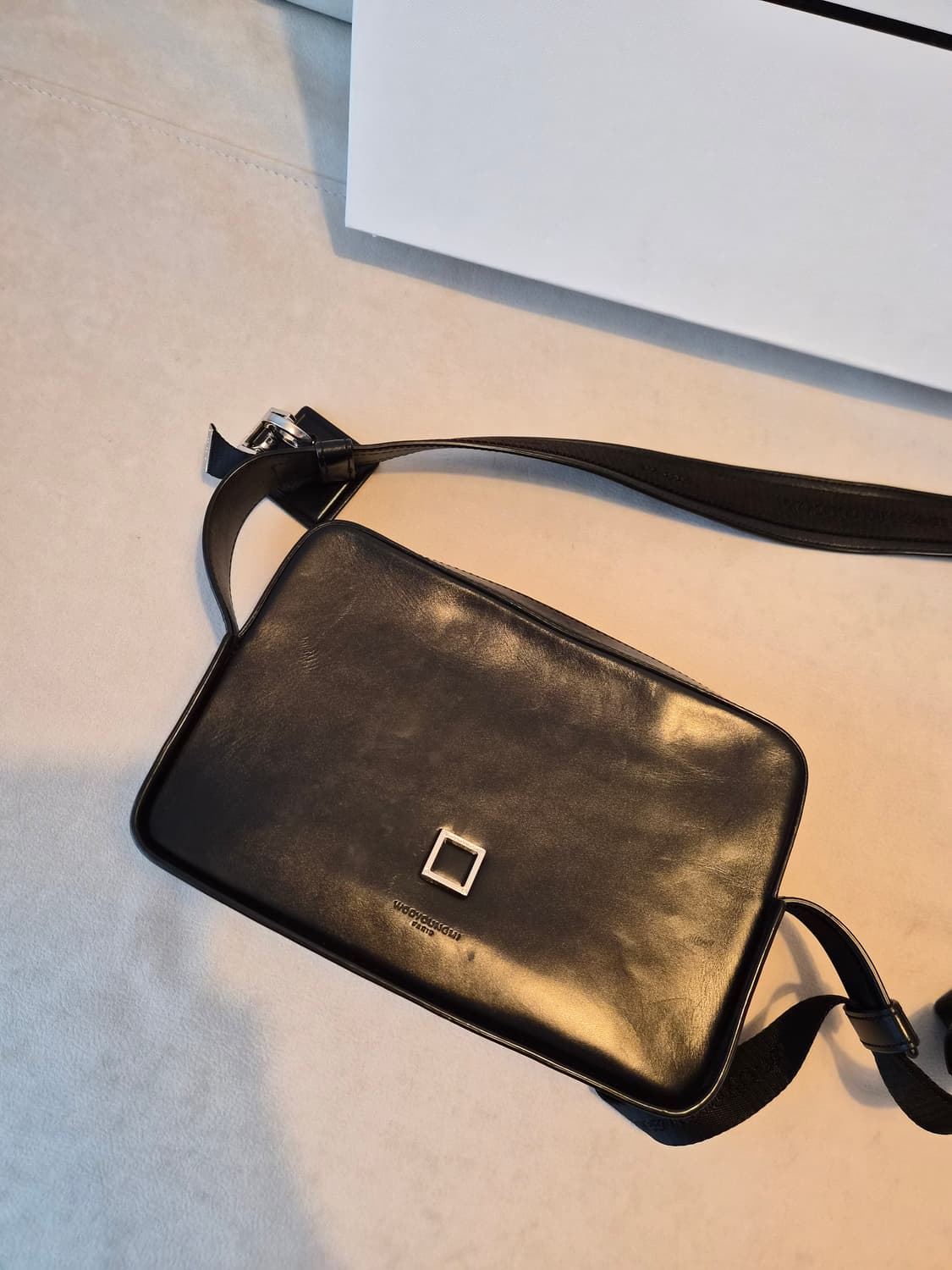 우영미 스퀘어 크로스바디백 블랙 상품이미지6