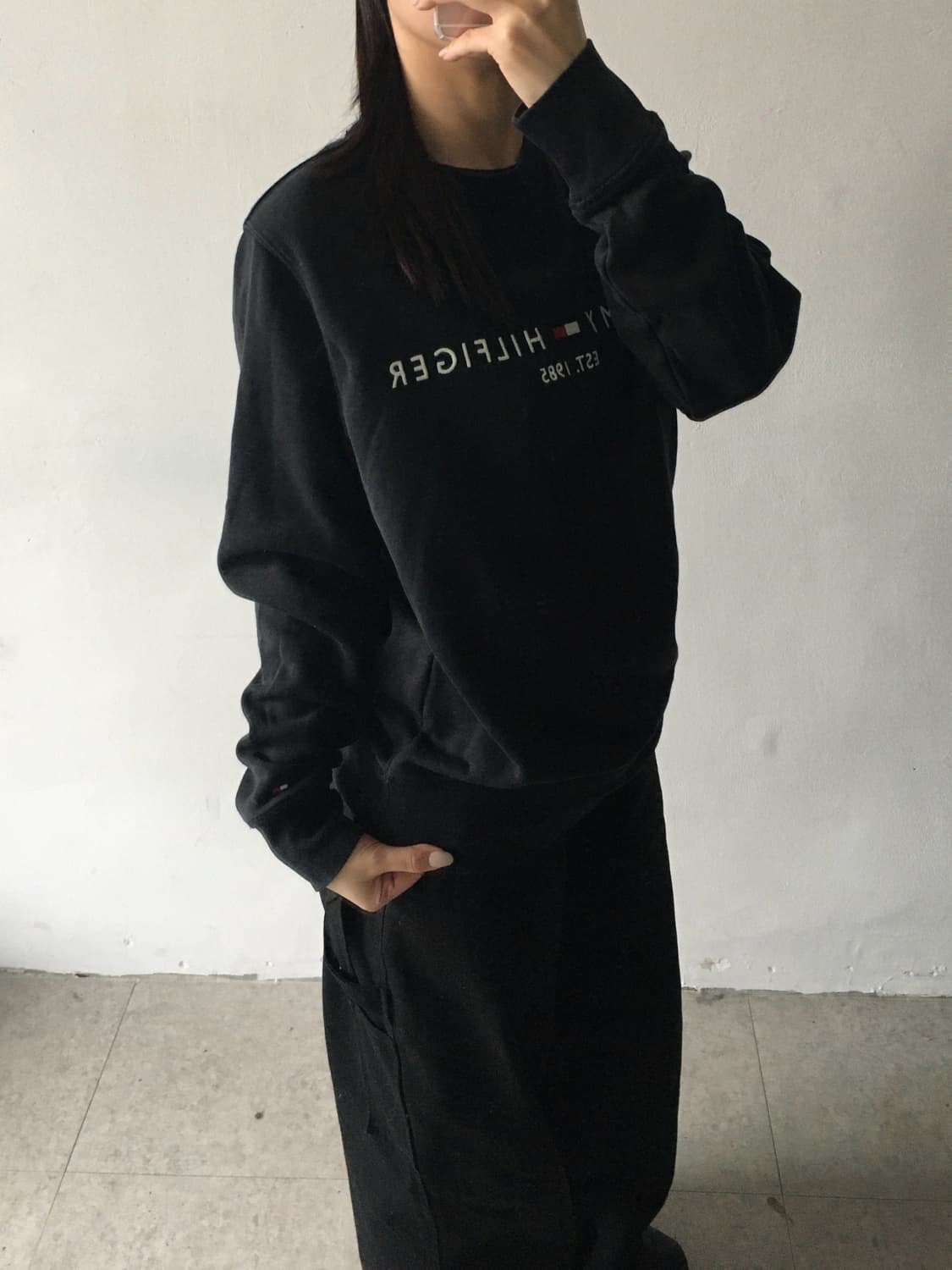 타미힐피거 스펠 맨투맨 상품이미지2