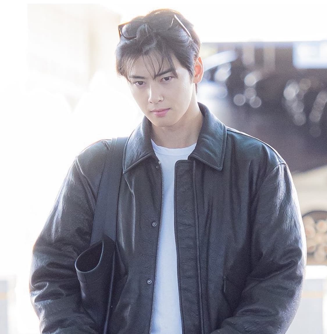 생로랑 24fw 램스킨 자켓 52 상품이미지2