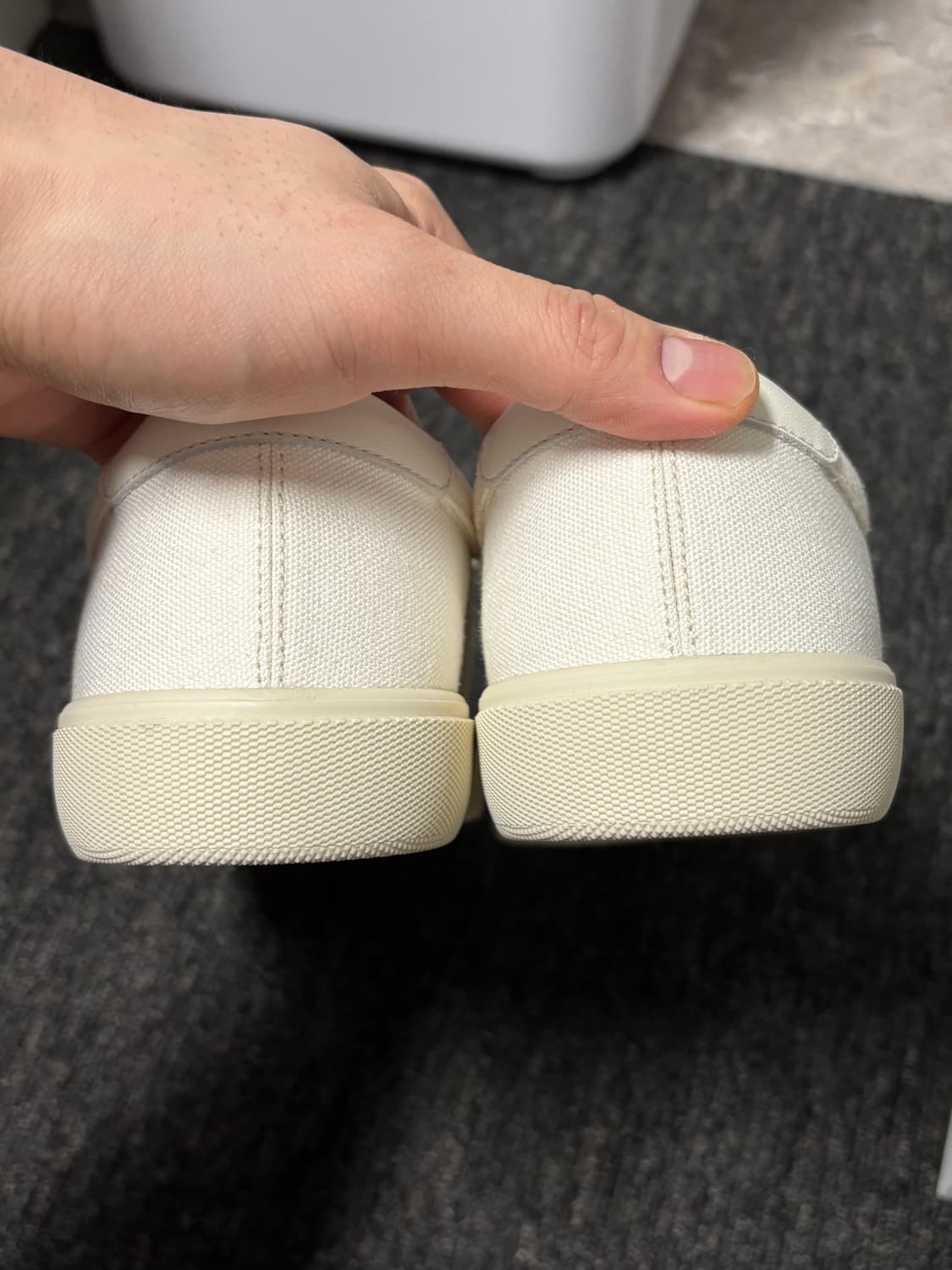 셀린느 25fw 트리옹페 스니커즈 43 280 상품이미지5