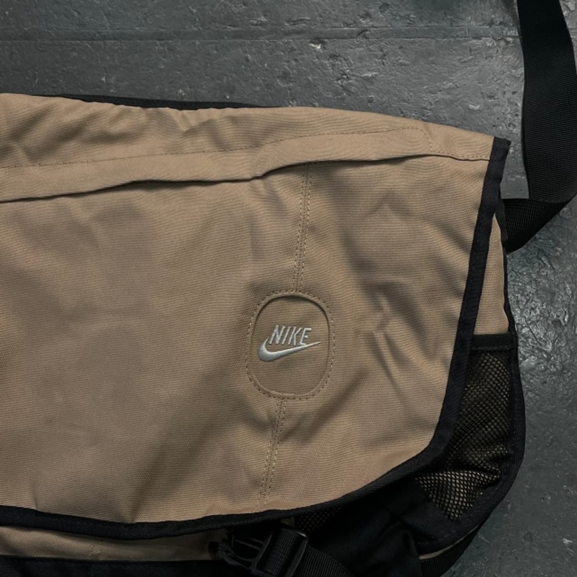 나이키 메신저백  상품이미지2