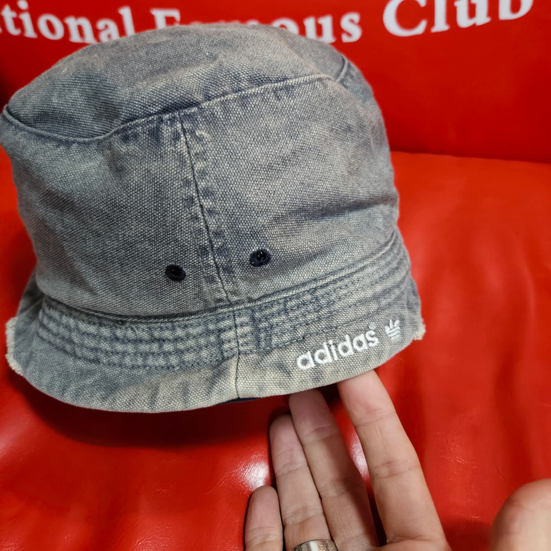 아디다스(Adidas) 90's 오리지널 차콜 데님 워시드 버킷햇 상품이미지3