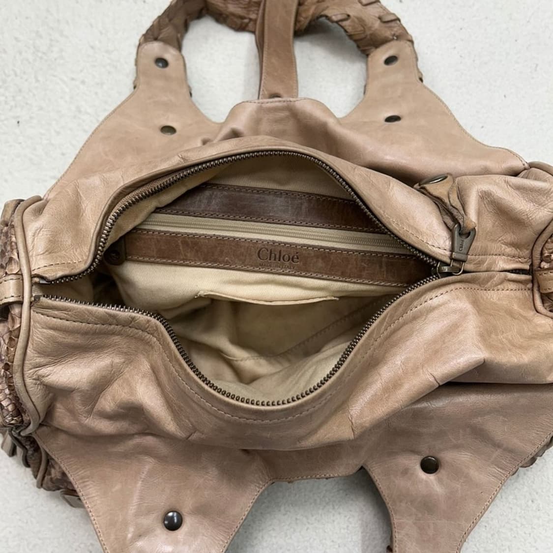 끌로에 실버라도 파이톤 도트백 한정판 상품이미지7