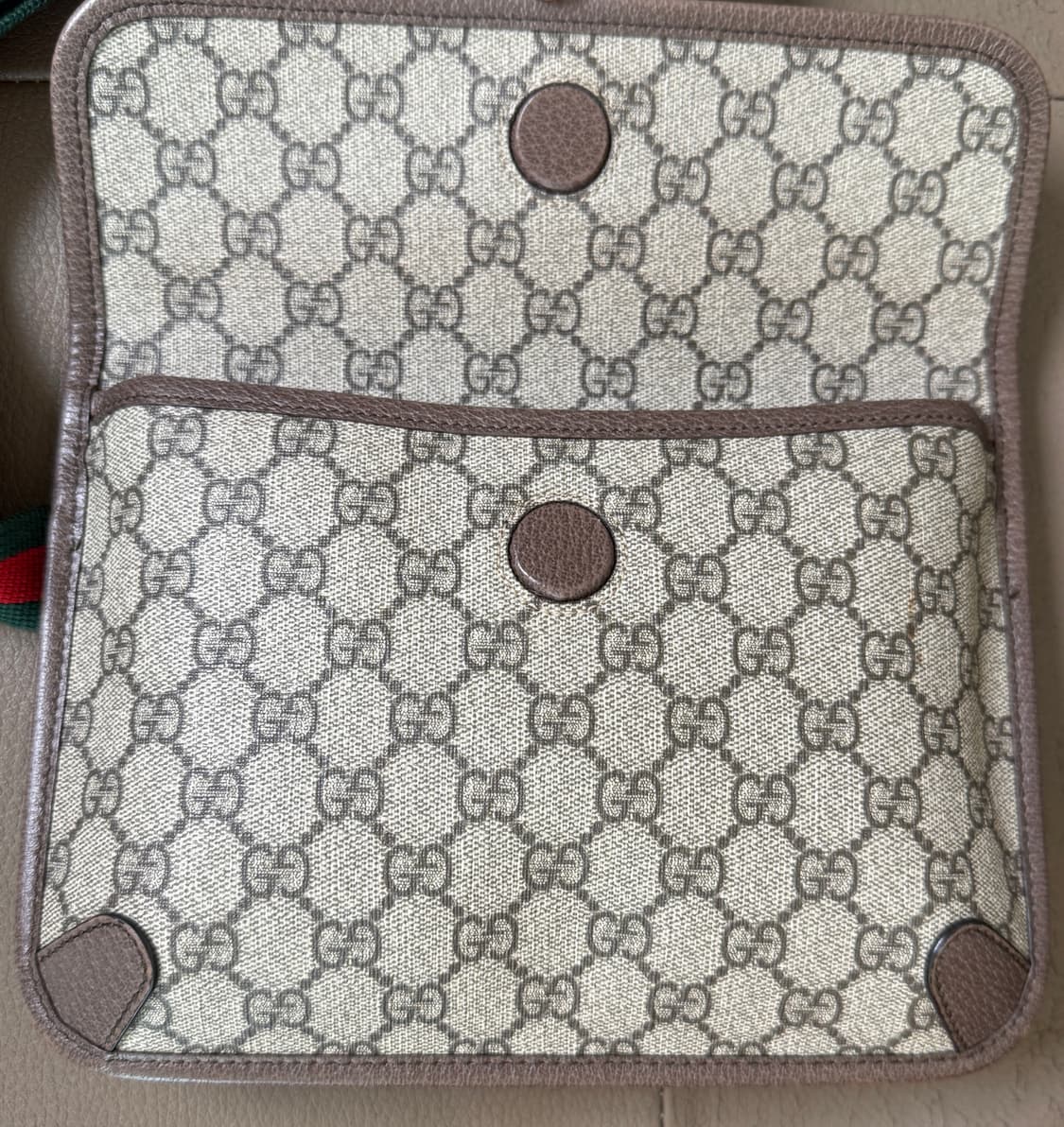 구찌 GG 수프림 네오 빈티지 벨트백 힙색 상품이미지10