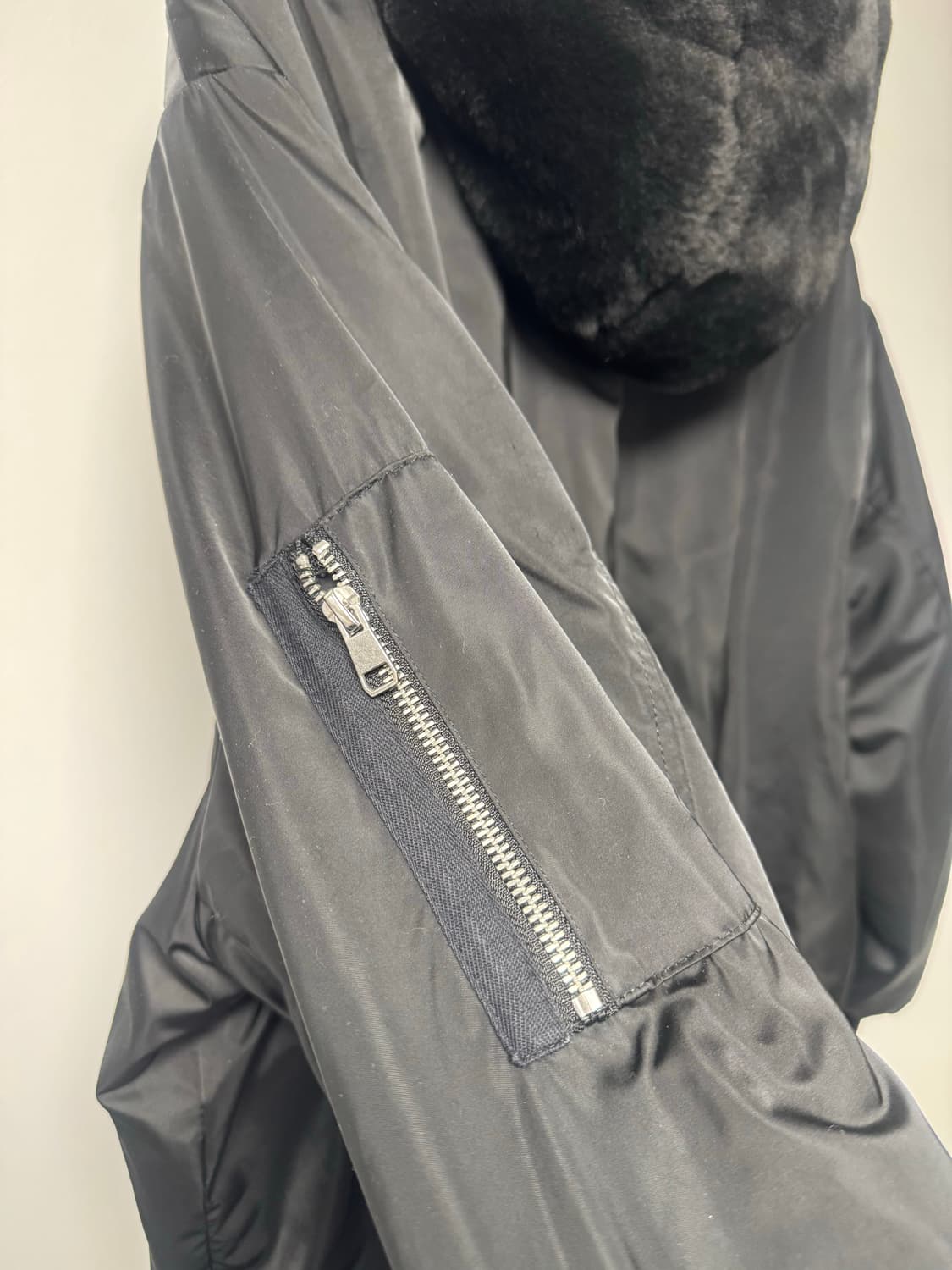 ZARA 자라 블랙 리버시블 오버핏 후드 항공점퍼 퍼 자켓 M 상품이미지4