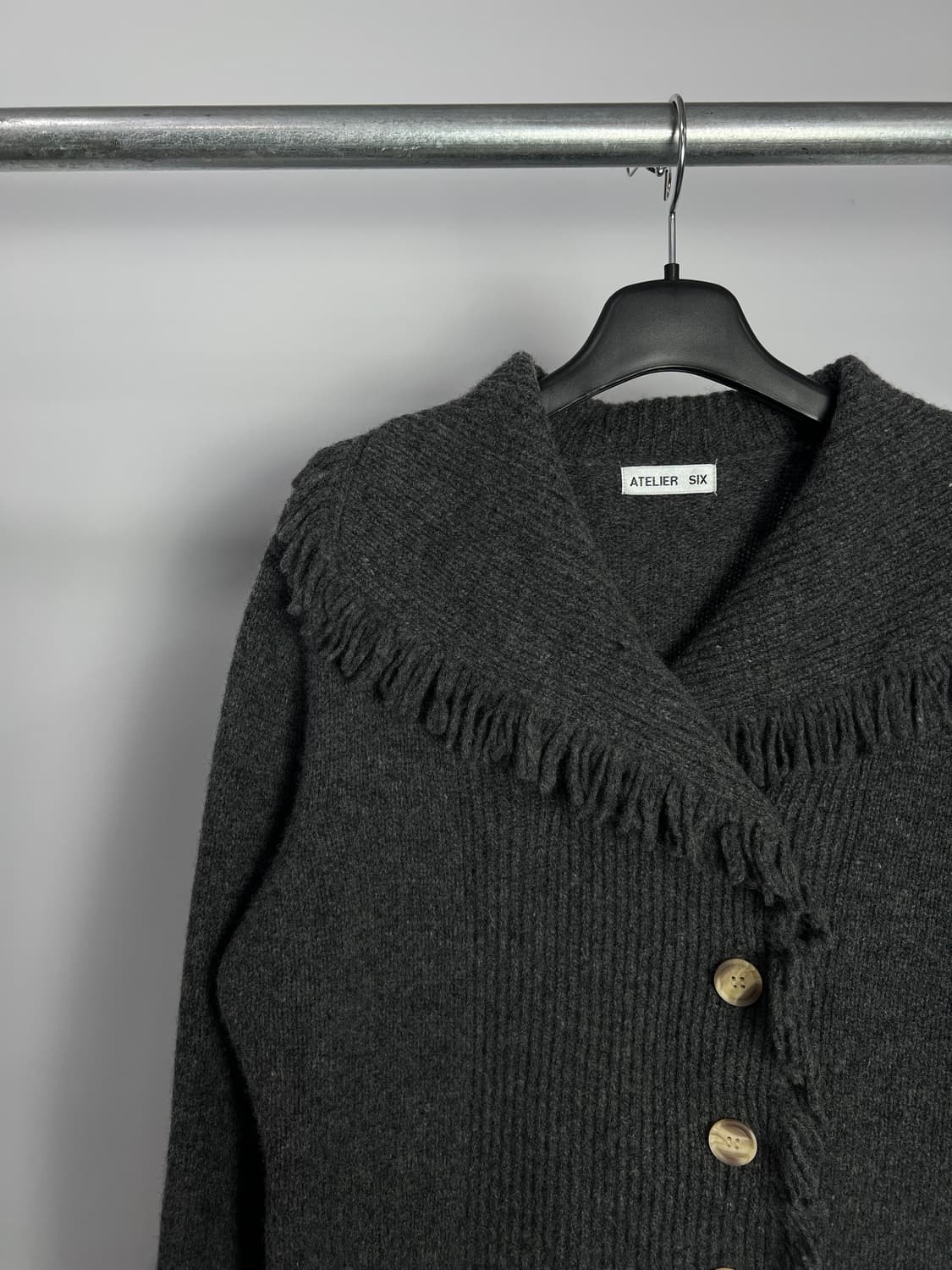 ATELIER SIX 디테일 울 니트 가디건  상품이미지2