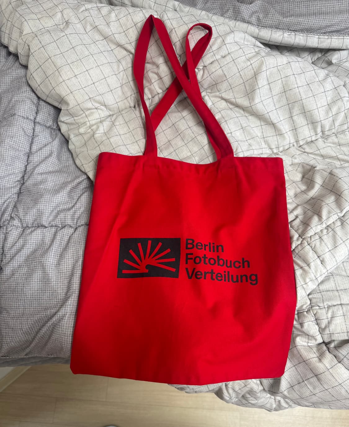 베를린포토북디스트리뷰션 002 BAG (RED) 상품이미지1