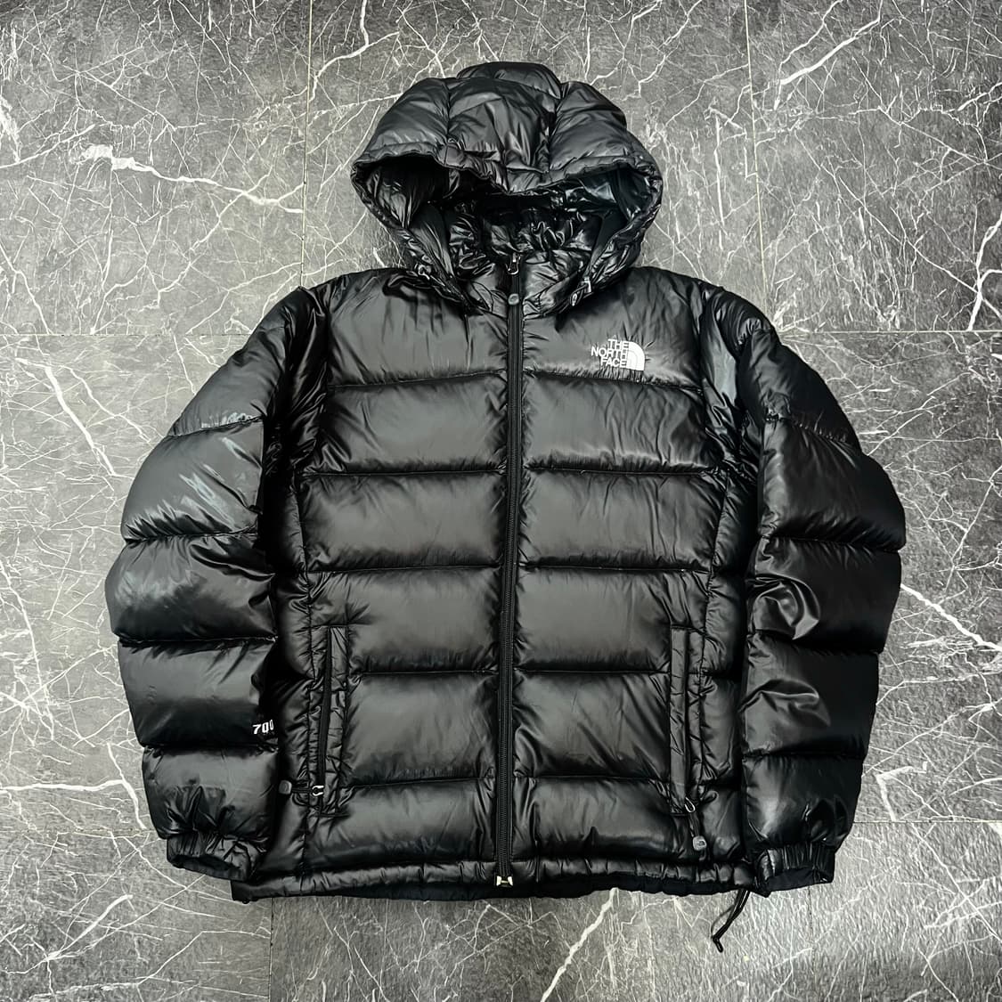 노스페이스 로고 700 유광 후드 점퍼 자켓 블랙 상품이미지1