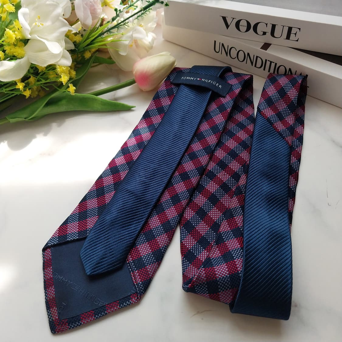 타미힐피거 네이비&레드 깅엄체크 넥타이 8cm A+ 등급 k756
 상품이미지5