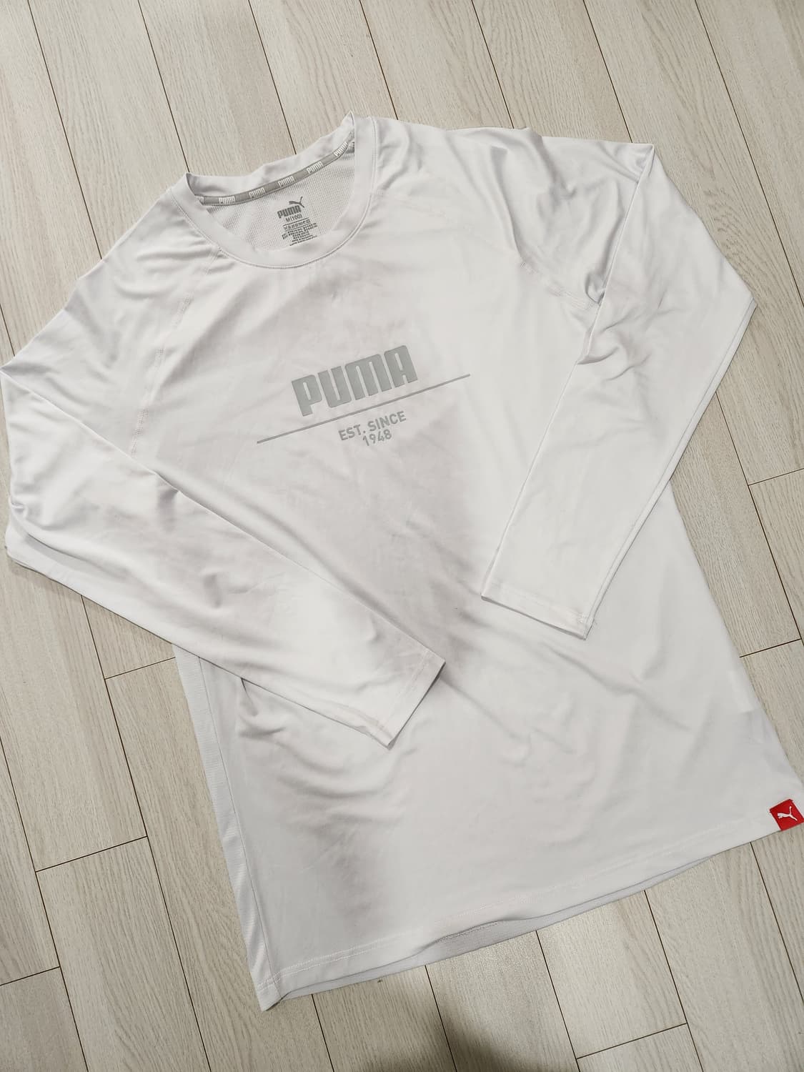 puma warmcell 스포츠 기능성 긴팔티 사이즈m(100)

평소  상품이미지1