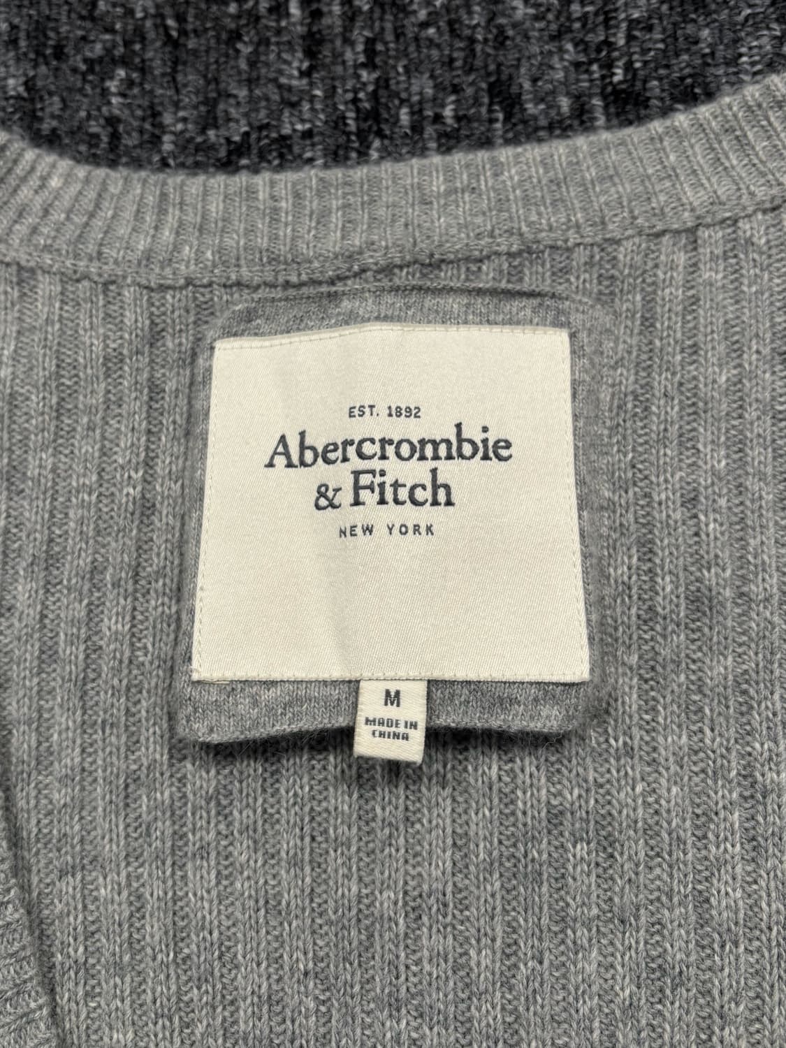 아베크롬비 그레이 아가일 니트 가디건 상품이미지6