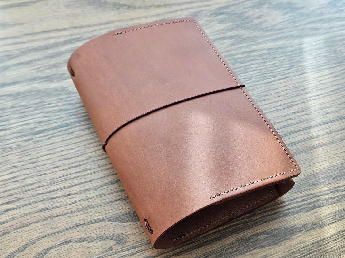 트래블러스 노트 스타일 트라이폴드 가죽 커버 A6 상품이미지1