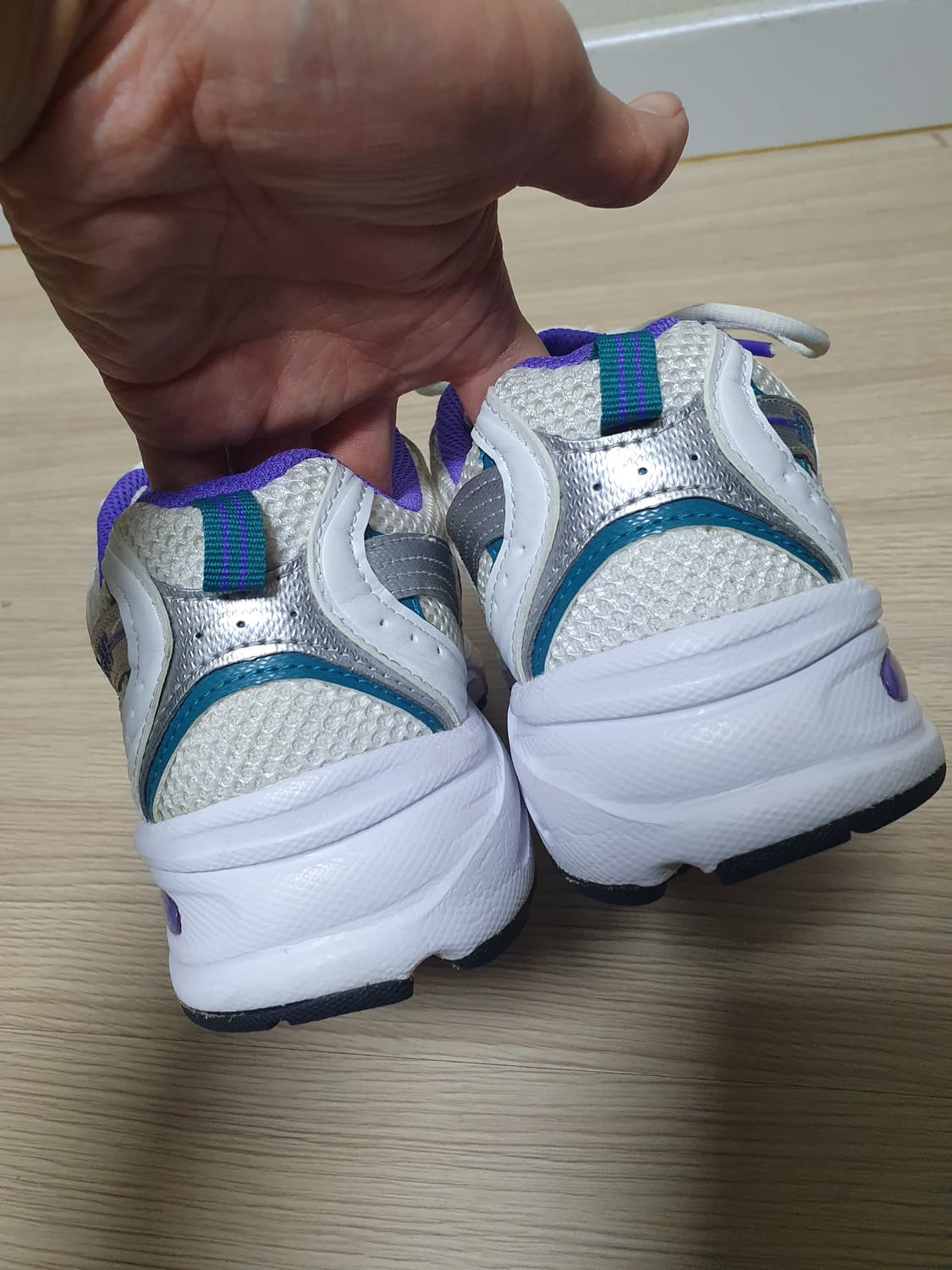 뉴발란스 530 화이트/퍼플 운동화 260 상품이미지6