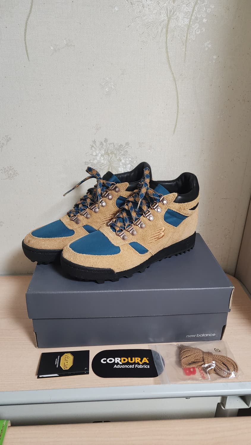 뉴발란스 레이니어 트레킹화 등산화 상품이미지1