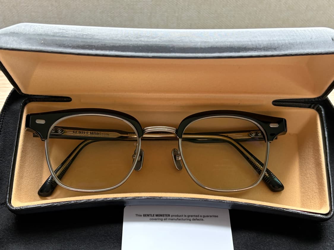 젠틀몬스터 ROKE 01 블랙 판매합니다. 상품이미지1