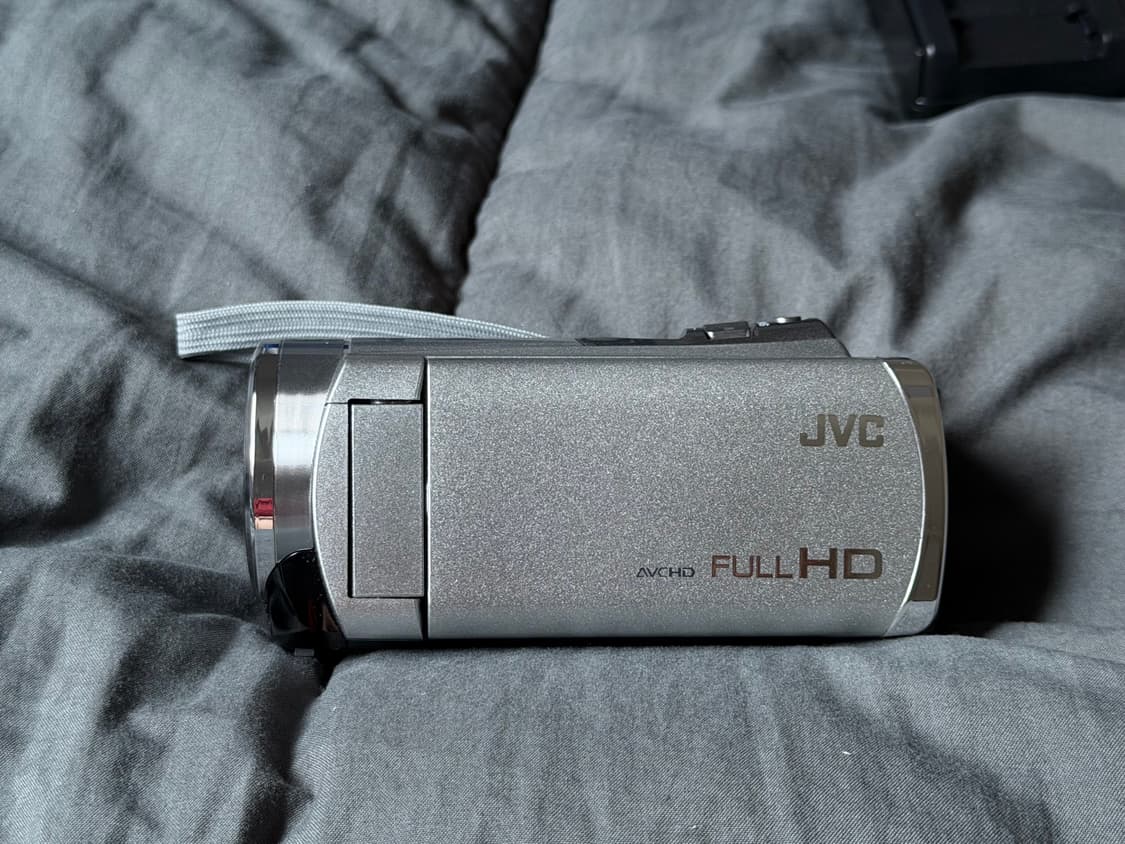 (민트)(극상미품) JVC GZ-HM177 풀박스 상품이미지2