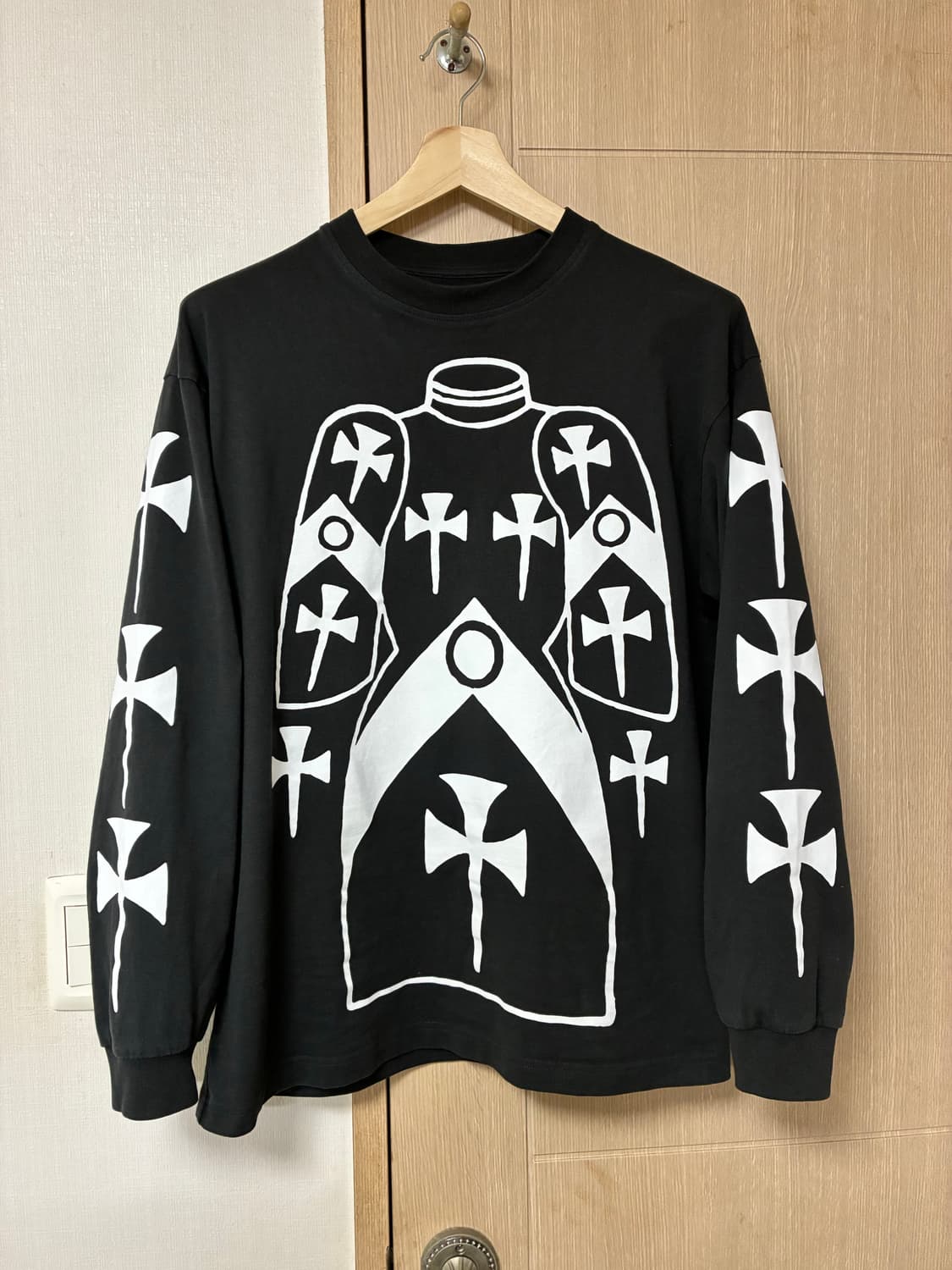 [L]더 트릴로지 테잎 TTT 롱슬리브 블랙 상품이미지1