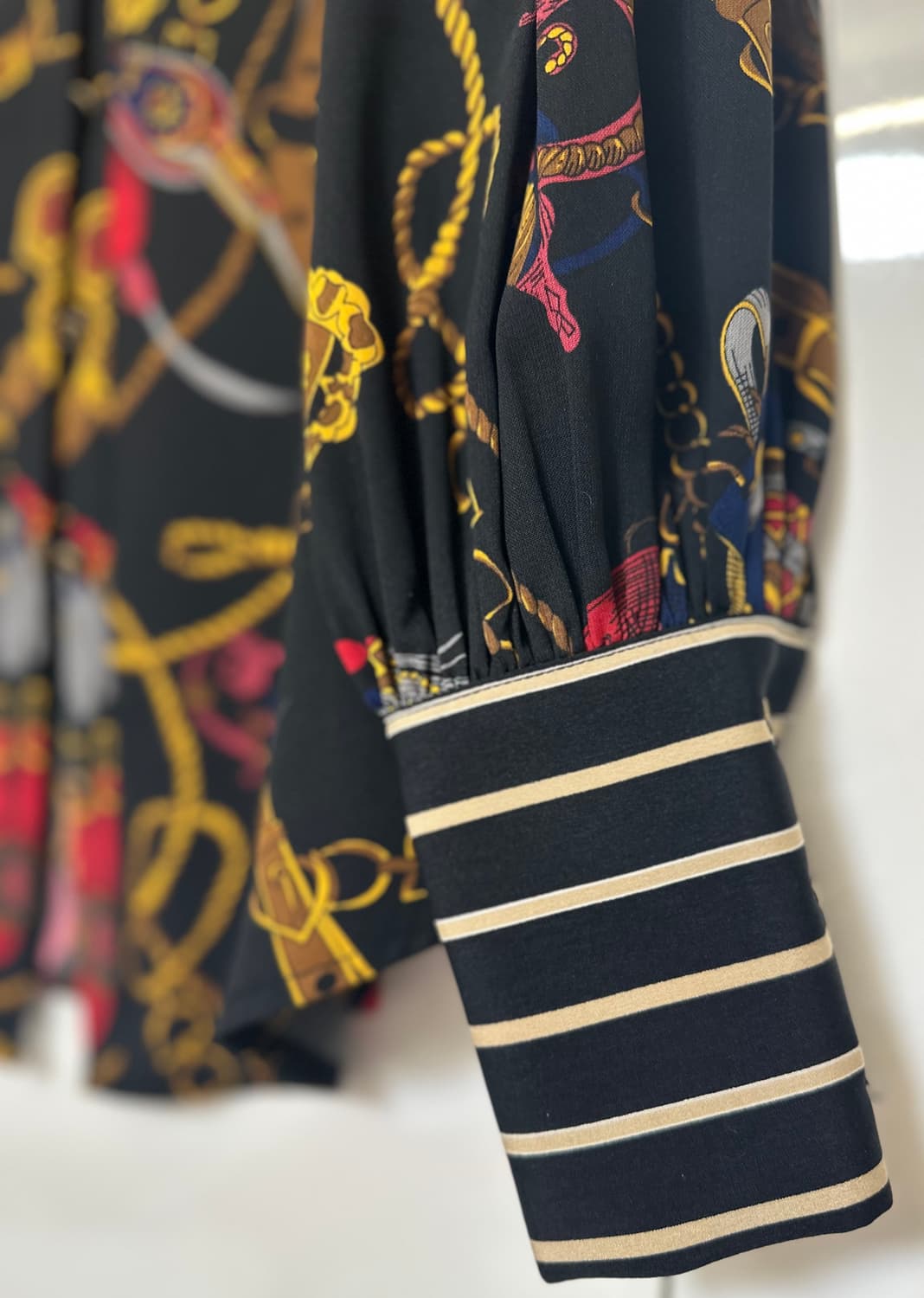 에고이스트 블랙 패턴 블라우스 상품이미지4